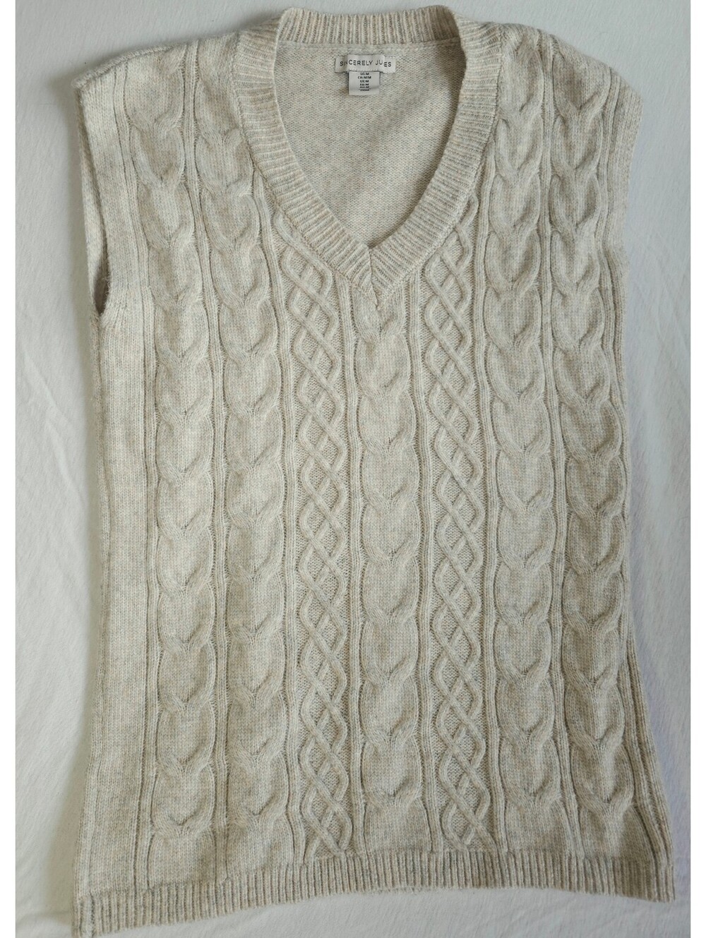 Sincerely Jules cable net sweater vest size medium